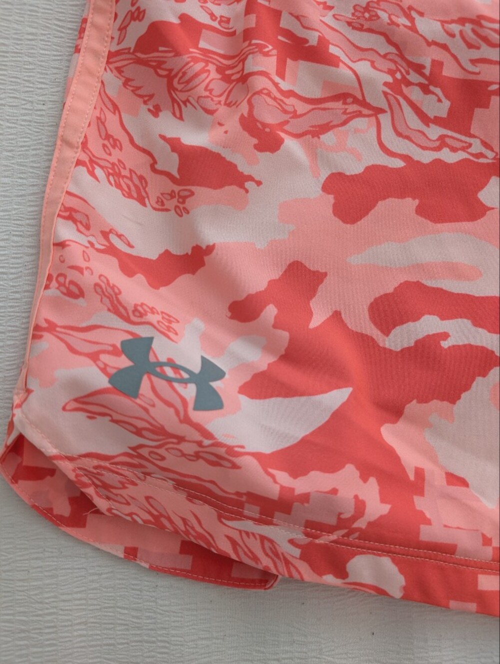 Set Of Two - Fabletics And Under Armour Coral Pink Camo Athletic Shorts - Picture 6 of 9